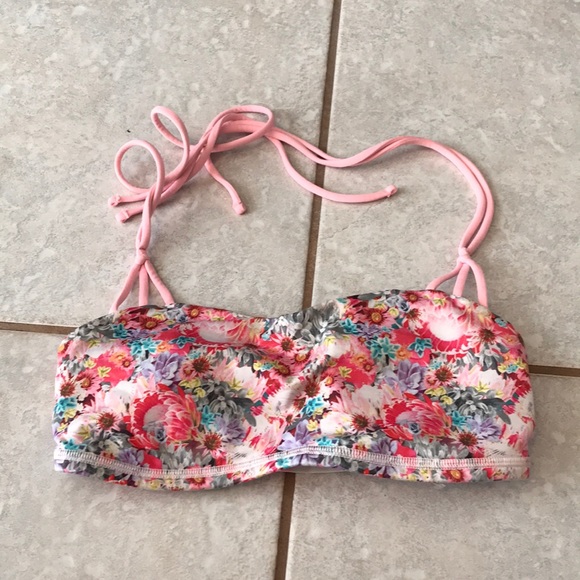 lululemon athletica Other - Lululemon bikini top